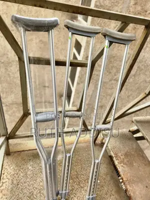 Photo - Axillary Crutches腔說crutches奄了crutches嶼昇crutches朱紅crutches