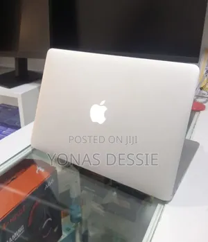 Photo - Laptop Apple MacBook Air 2011 4GB Intel Core I5 SSD 128GB