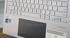 New Laptop Asus Zenbook 14 UX434 8GB Intel Core I5 SSD 1T