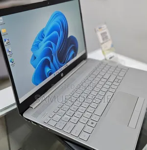New Laptop HP Stream Notebook 8GB Intel Core I7 SSD 512GB