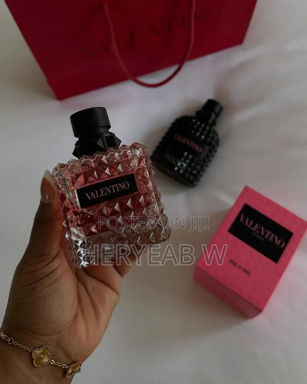 Valentino Donna Perfume