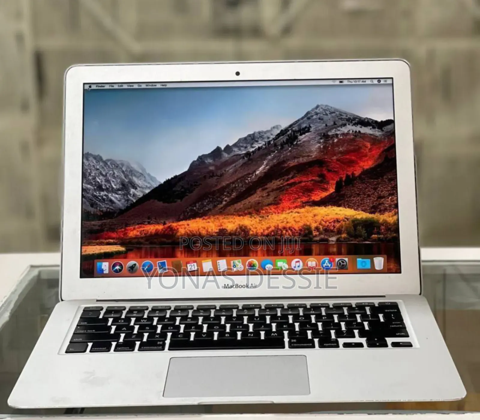 New Laptop Apple MacBook Air 2017 8GB Intel Core I7 SSD 256GB