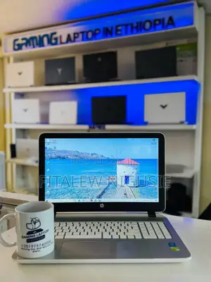 New Laptop HP Pavilion 15 8GB Intel Core I5 SSD 256GB