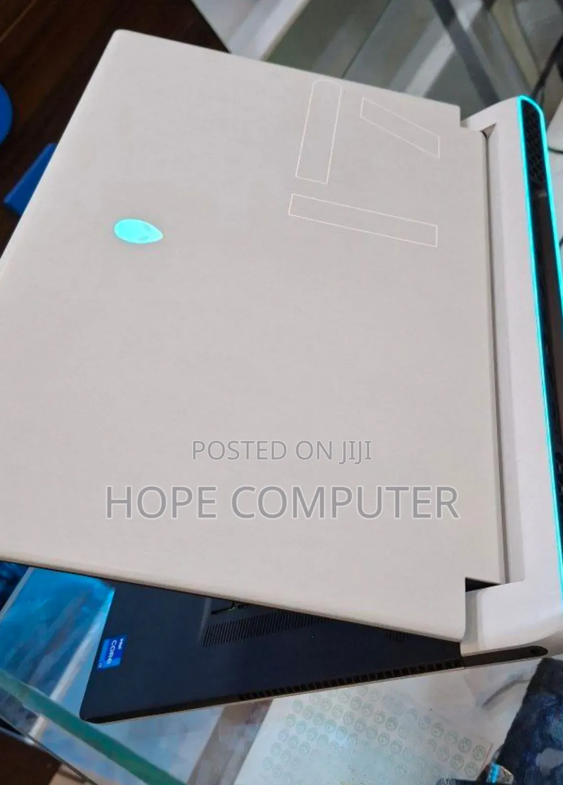 New Laptop Alienware M17x R2 32GB Intel Core I7 SSD 1T