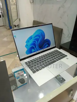 New Laptop HP EliteBook X360 1030 G7 16GB Intel Core I7 SSD 512GB
