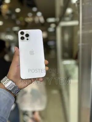 Photo - Apple iPhone 12 Pro Max 128 GB White