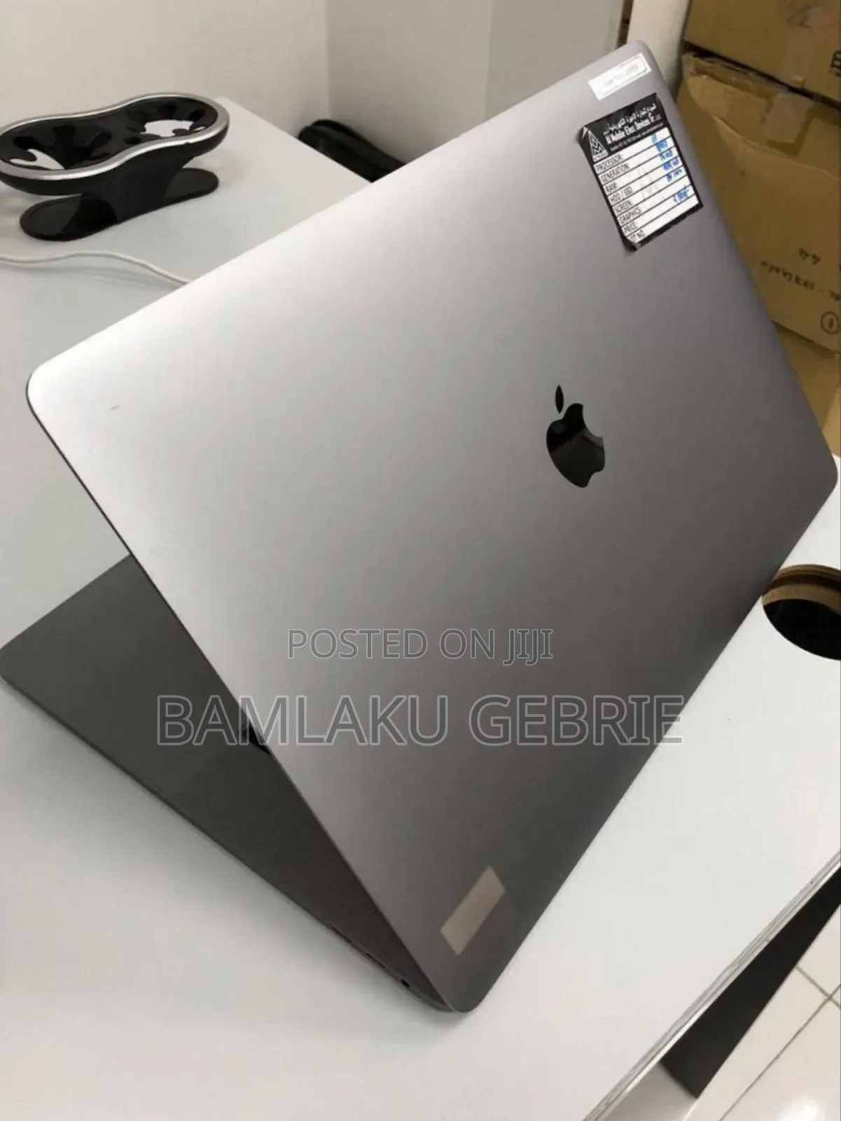 New Laptop Apple MacBook Pro 16GB Intel Core I9 SSD 512GB
