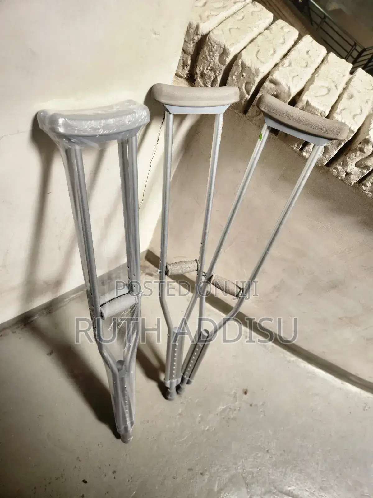 Crutches靈魂crutches袸我crutches晁我crutches脈衝crutches頂天crutches