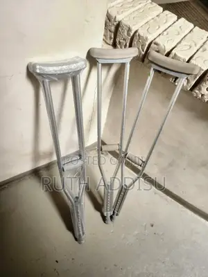 Photo - Crutches盎我crutches䐭了crutches昲了crutches頂多crutches晶劭crutches