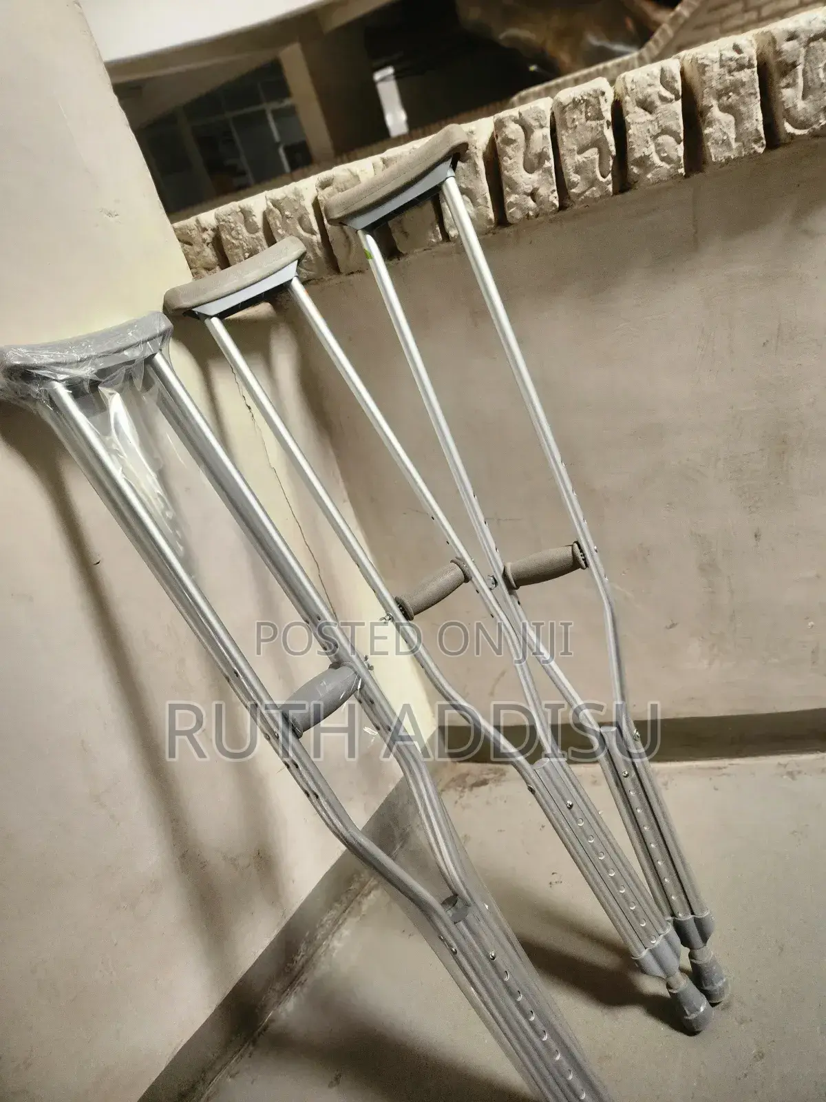 Crutches鴦你axillary Bilateral Crutches姐上crutches袏在crutches