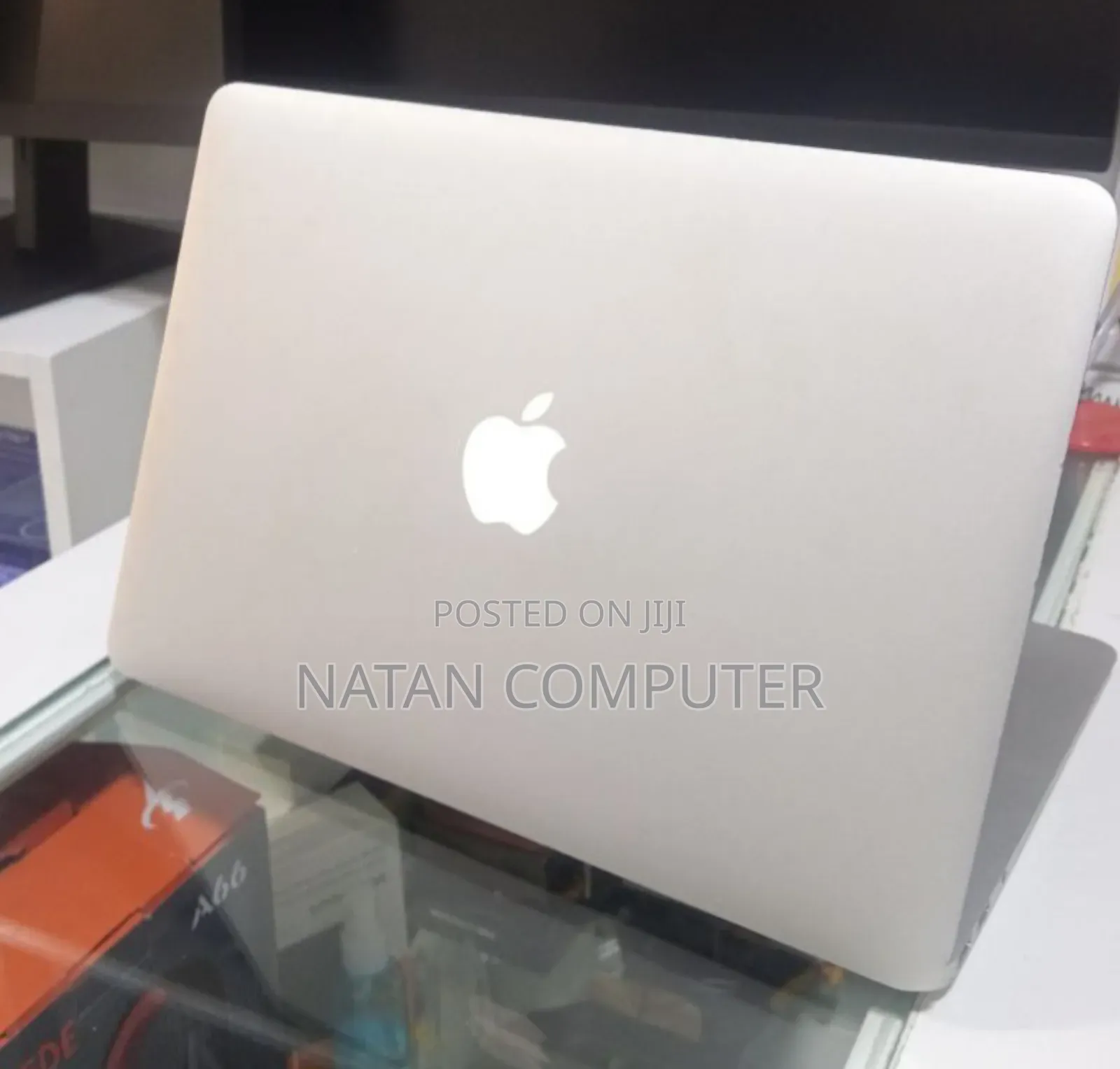New Laptop Apple MacBook Air 2011 4GB Intel Core I5 SSD 128GB