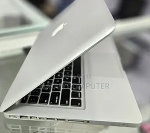New Laptop Apple MacBook Pro 2012 4GB Intel Core I5 HDD 500GB