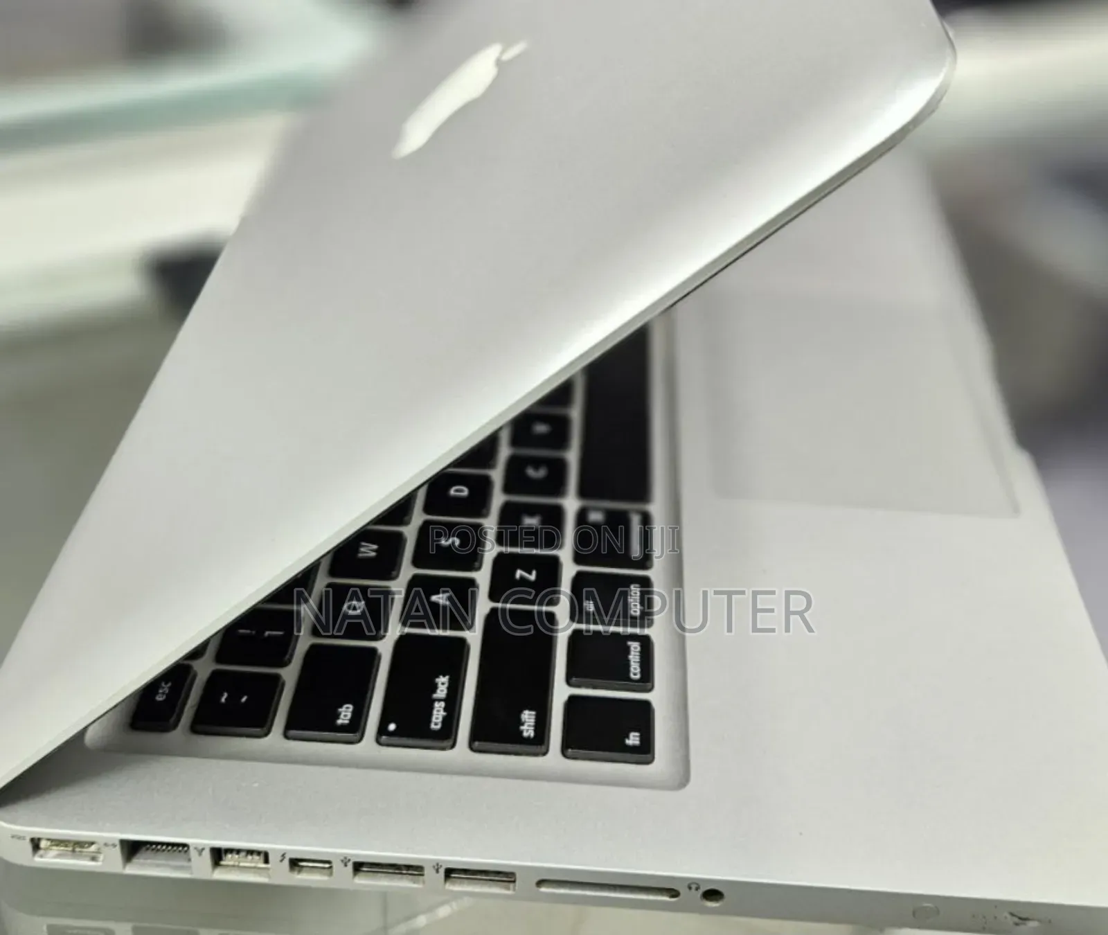 New Laptop Apple MacBook Pro 2012 4GB Intel Core I5 HDD 500GB