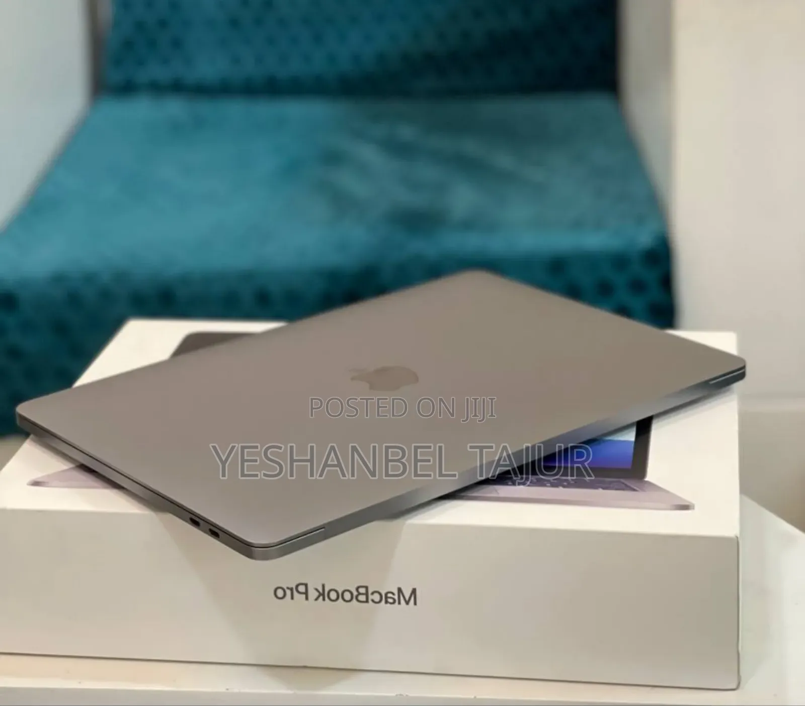 New Laptop Apple MacBook Pro M1 8GB Apple M1 Pro SSD 256GB