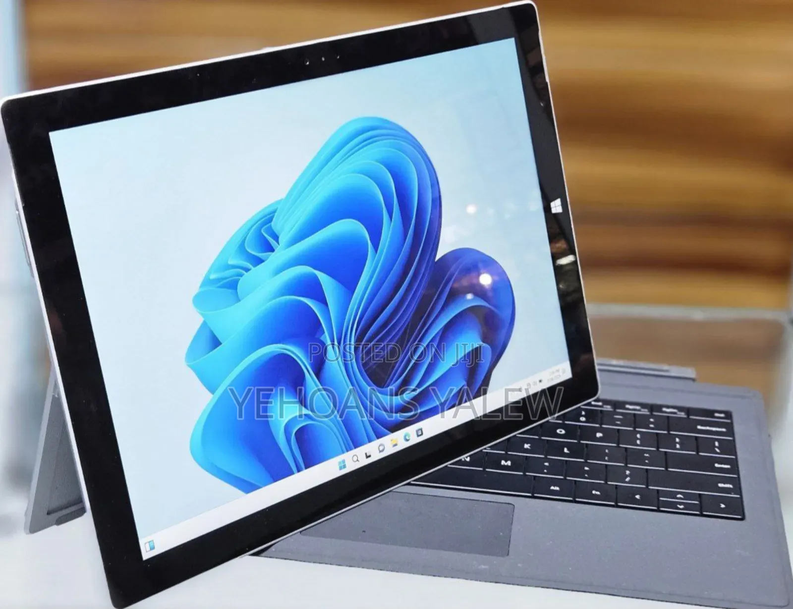 New Laptop Microsoft Surface Pro 3 8GB Intel Core I5 SSD 256GB