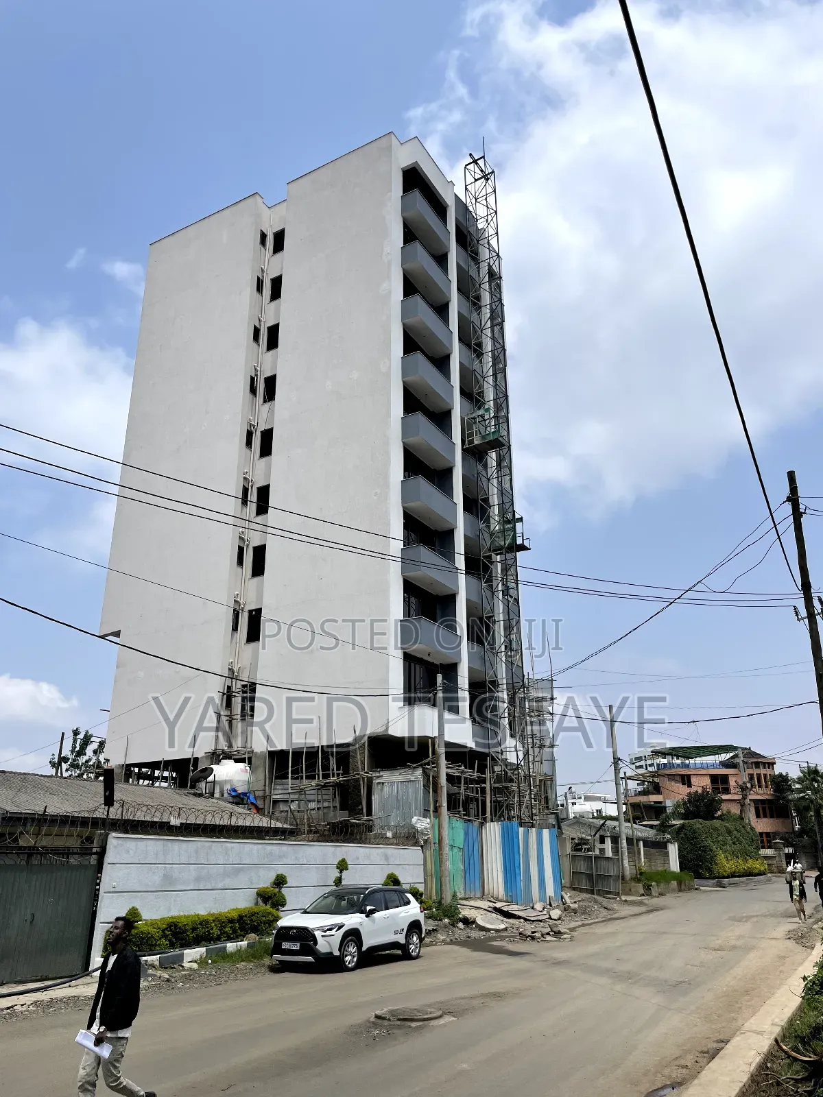 3bdrm Apartment in ተሽ ሆምስ, Bole for sale