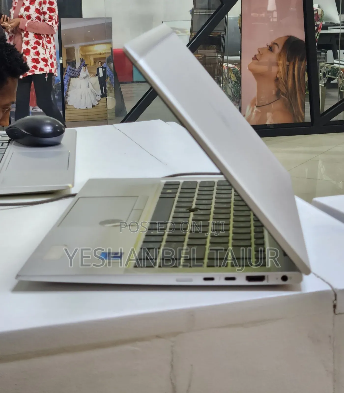 New Laptop HP EliteBook 840 G8 16GB Intel Core I7 SSD 512GB