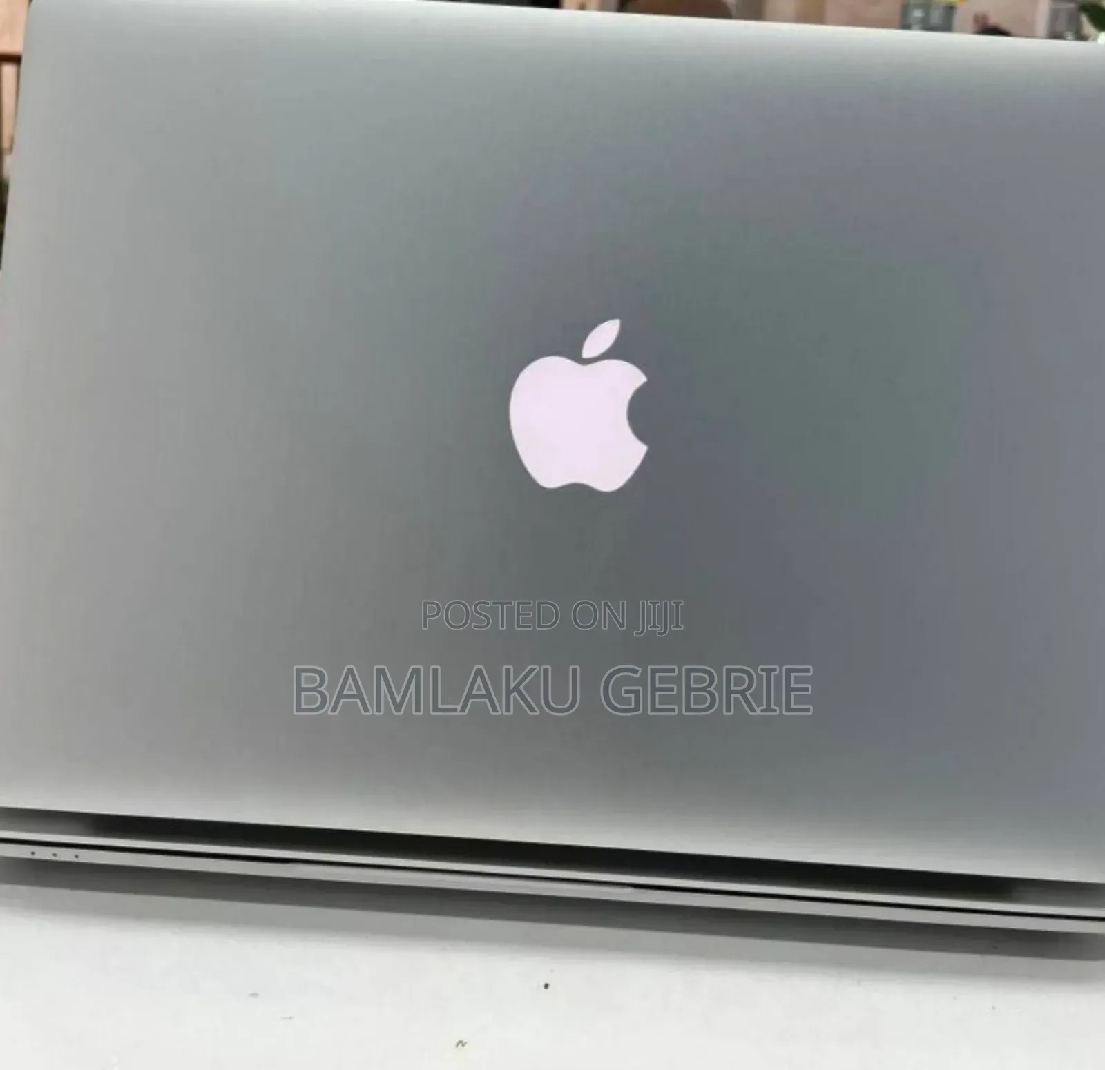 New Laptop Apple MacBook Air 2017 8GB Intel Core I7 SSD 256GB