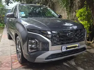 Photo - Hyundai Creta 2023 Gray