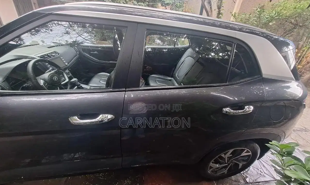 Hyundai Creta 2023 Gray