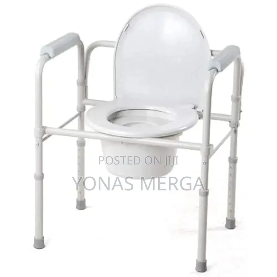 Bathroom Chair 4 Leg Brakes Big Bucket Plastic Glossy White
