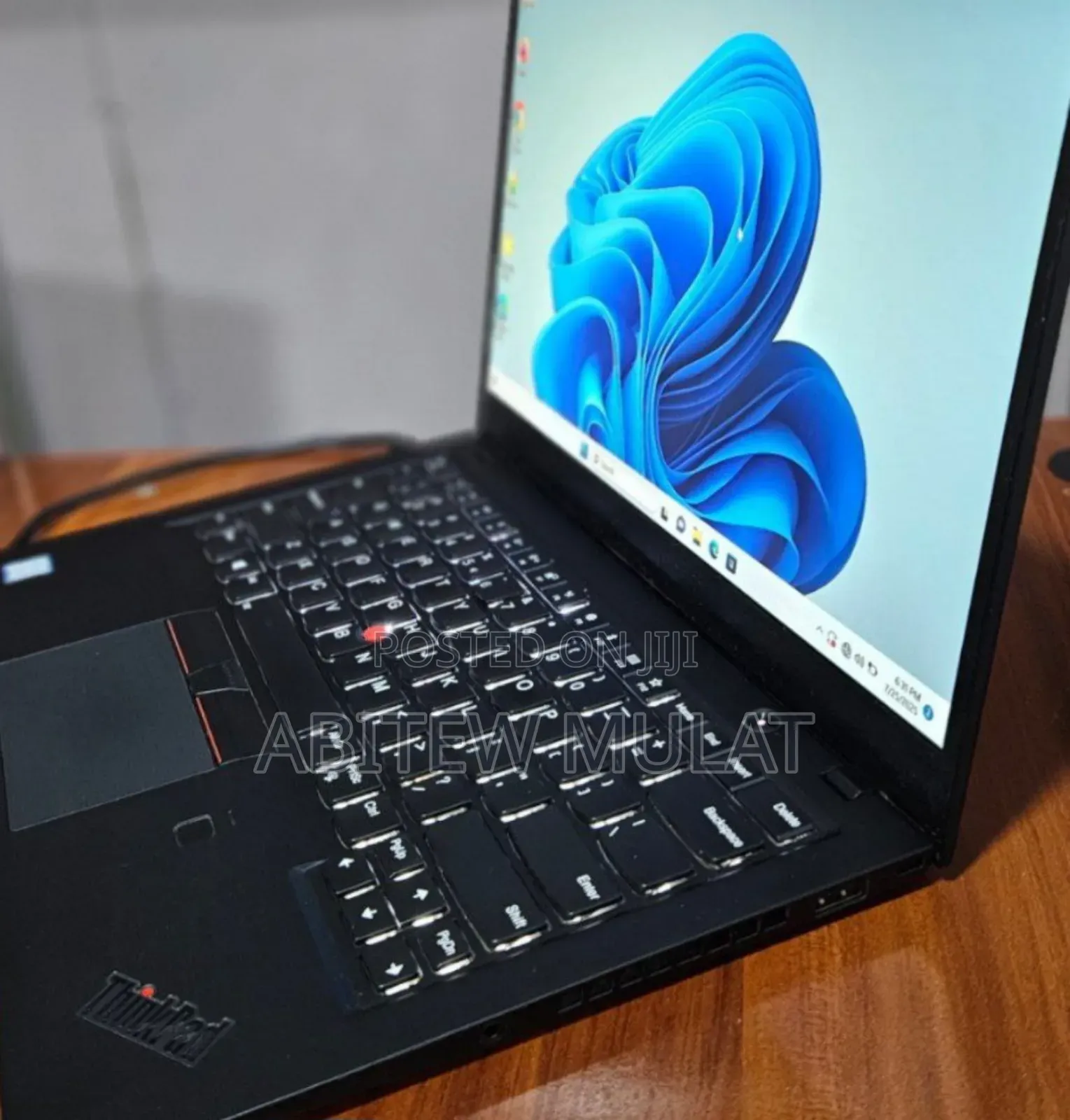 New Laptop Lenovo ThinkPad X1 Carbon 16GB Intel Core I5 SSD 512GB