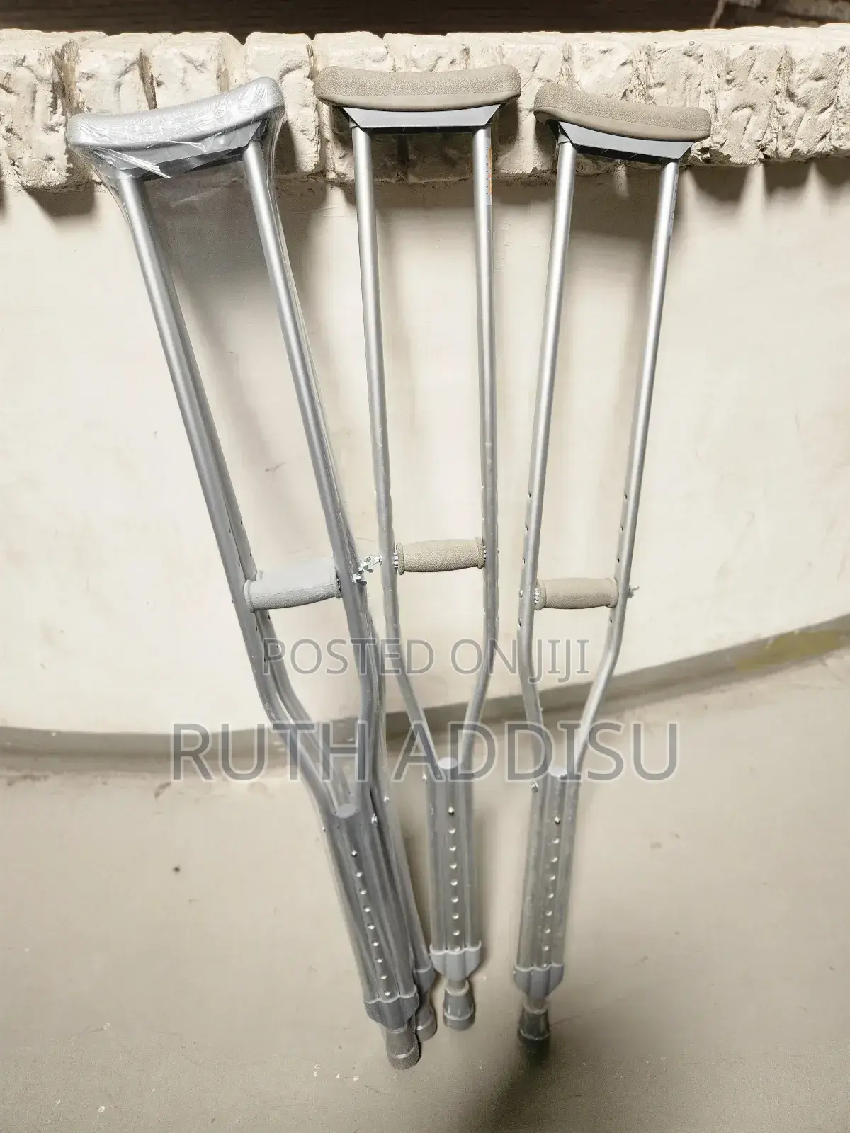 Crutches管制crutches貿與crutches墳頭crutches肋我crutches脆弱crutches