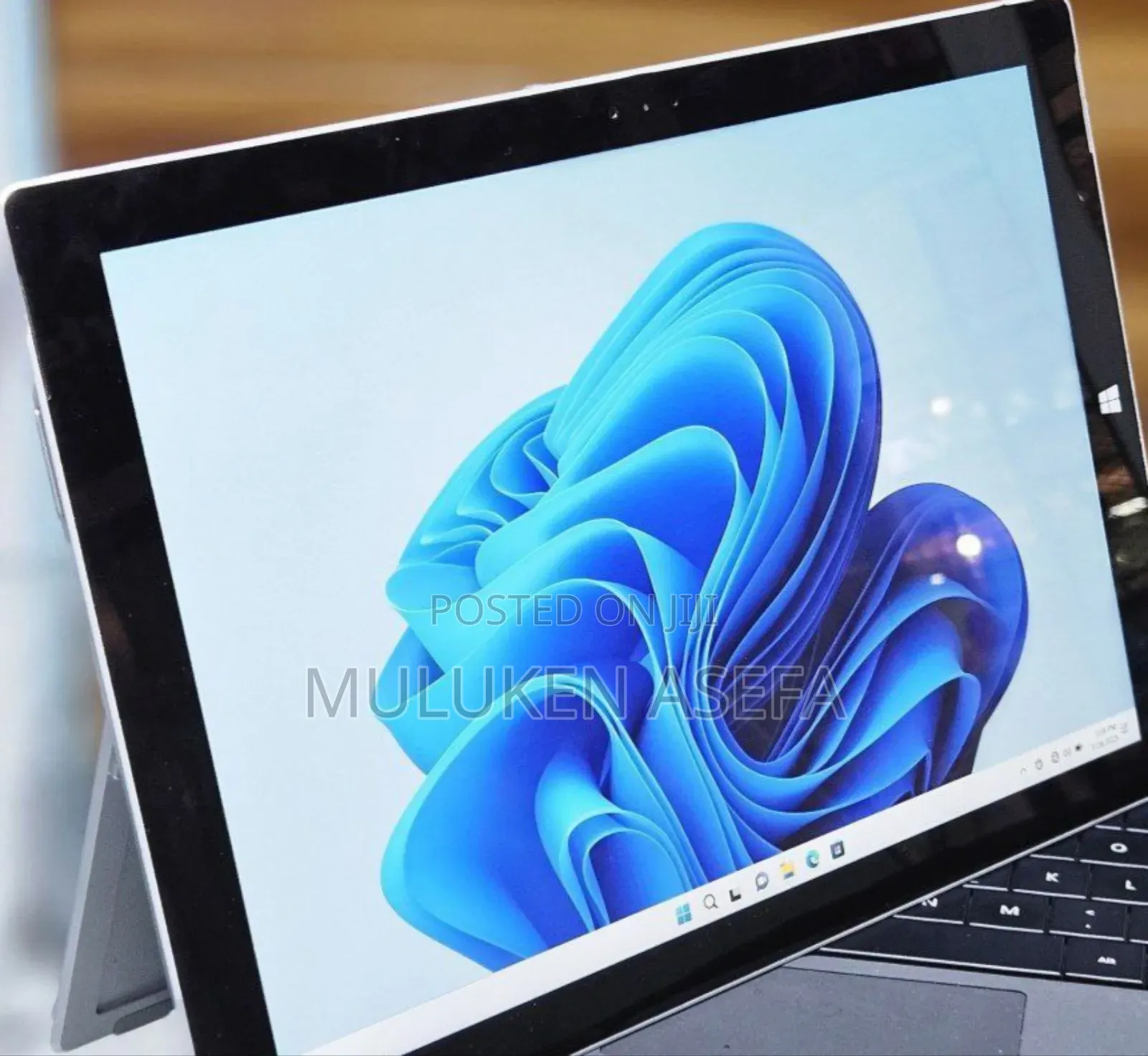 New Laptop Microsoft Surface Pro 3 8GB Intel Core I5 SSD 256GB