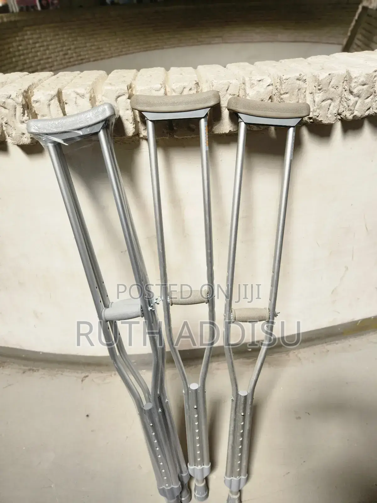 Axillary Crutches脆皮crutches朱槿crutches質感axillary Crutches