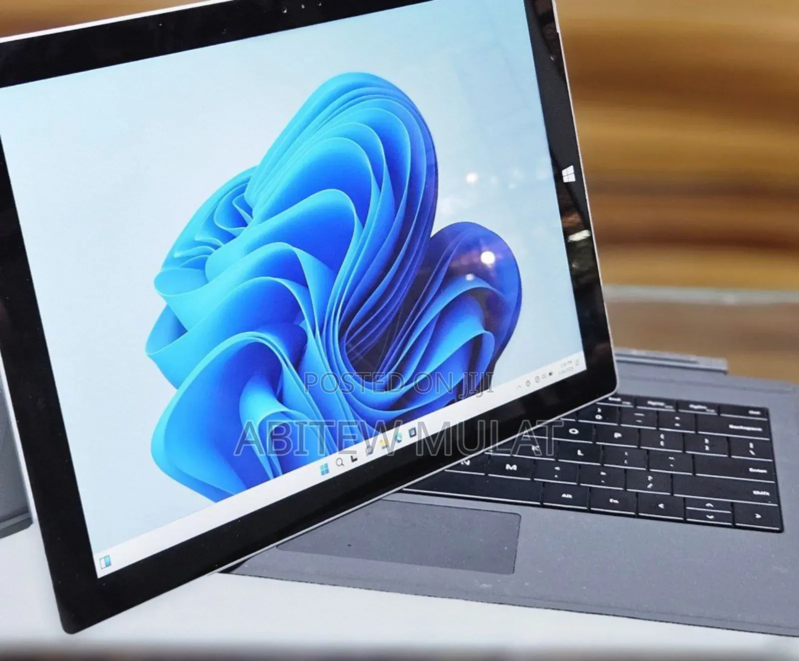 New Laptop Microsoft Surface Pro 3 8GB Intel Core I5 SSD 256GB