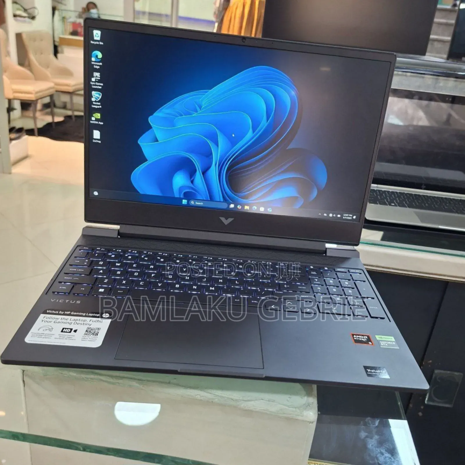 New Laptop HP Victus 16 8GB AMD Ryzen 5 SSD 512GB