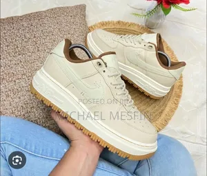 Photo - Original Nike