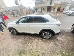 Honda e:NS1 53.6 kWh FWD 2023 White