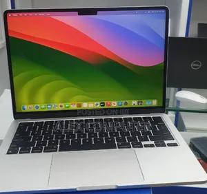 New Laptop Apple MacBook Air 2024 M3 13-Inch 16GB Apple M3 SSD 512GB