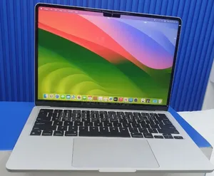 New Laptop Apple MacBook Air 2024 M3 13-Inch 16GB Apple M3 SSD 512GB