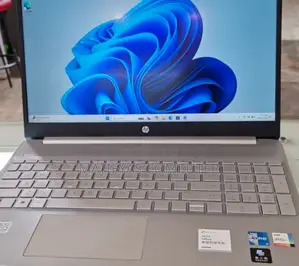 New Laptop HP Stream Notebook 8GB Intel Core I7 SSD 1T