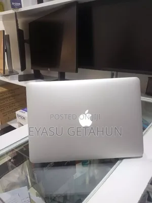 New Laptop Apple MacBook Air 2011 4GB Intel Core I5 SSD 128GB