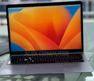 Photo - New Laptop Apple MacBook Air 2019 16GB Intel Core i5 SSD 512GB