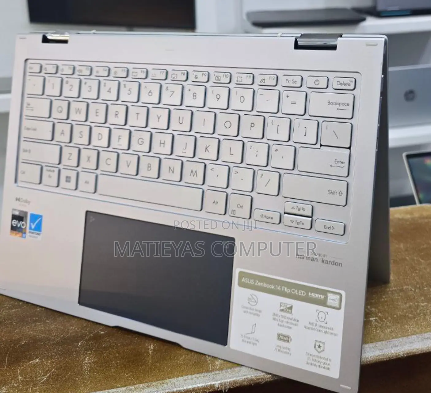 New Laptop Asus ZenBook Flip 14 UX461UN 16GB Intel Core I5 SSD 1T