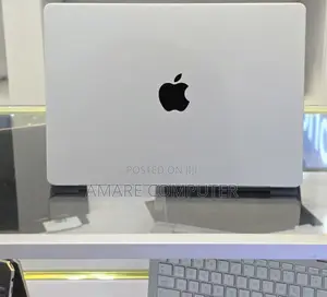 New Laptop Apple MacBook Pro M1 16GB Apple M1 SSD 1T