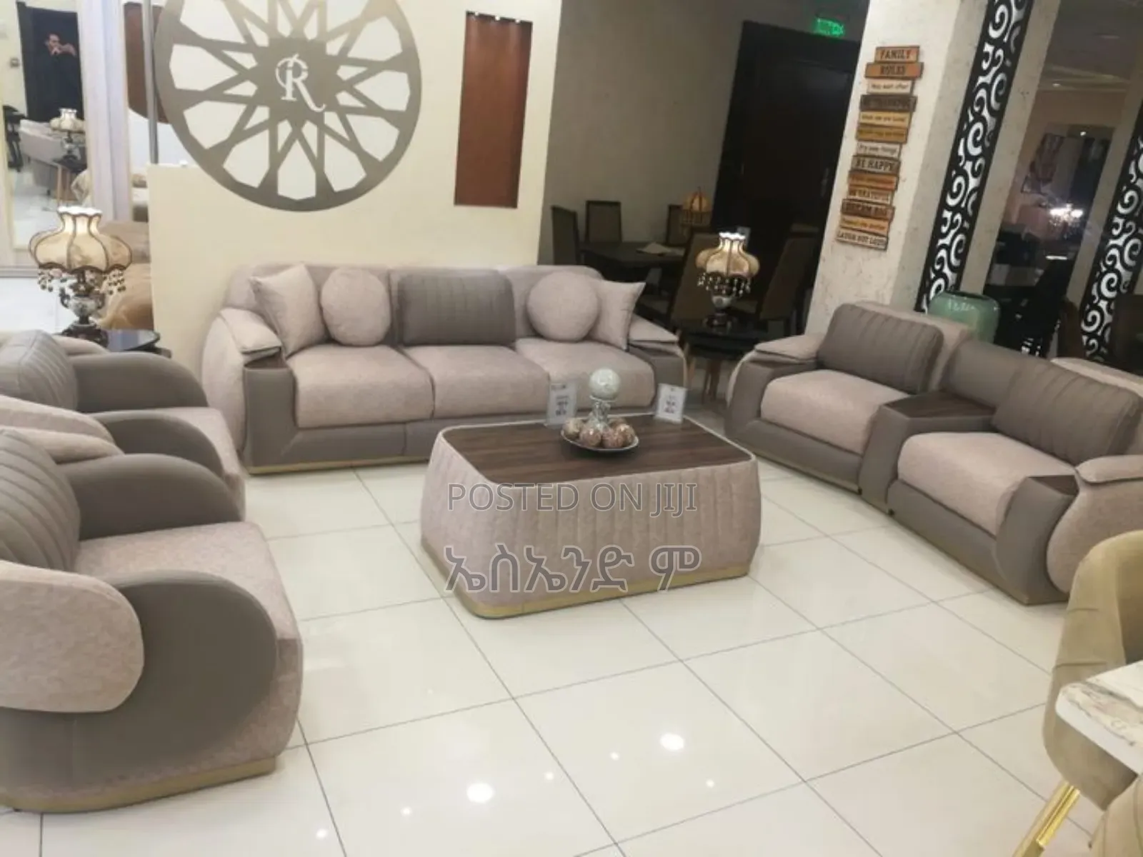 Mahmud Sofa Design With Table