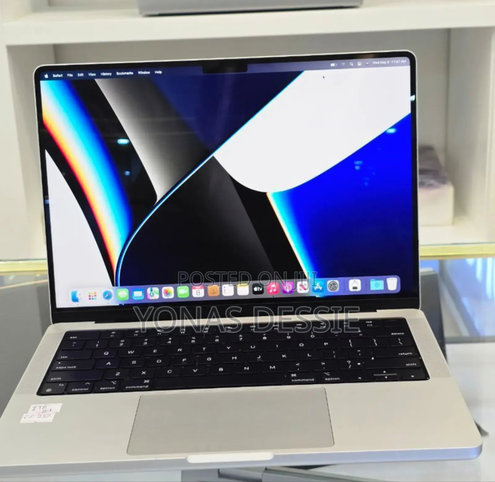 New Laptop Apple MacBook Pro M1 16GB SSD 1T