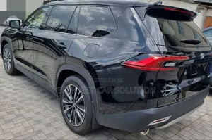 Toyota Grand Highlander Hybrid 2024 Black