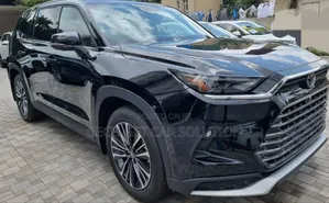 Toyota Grand Highlander Hybrid 2024 Black