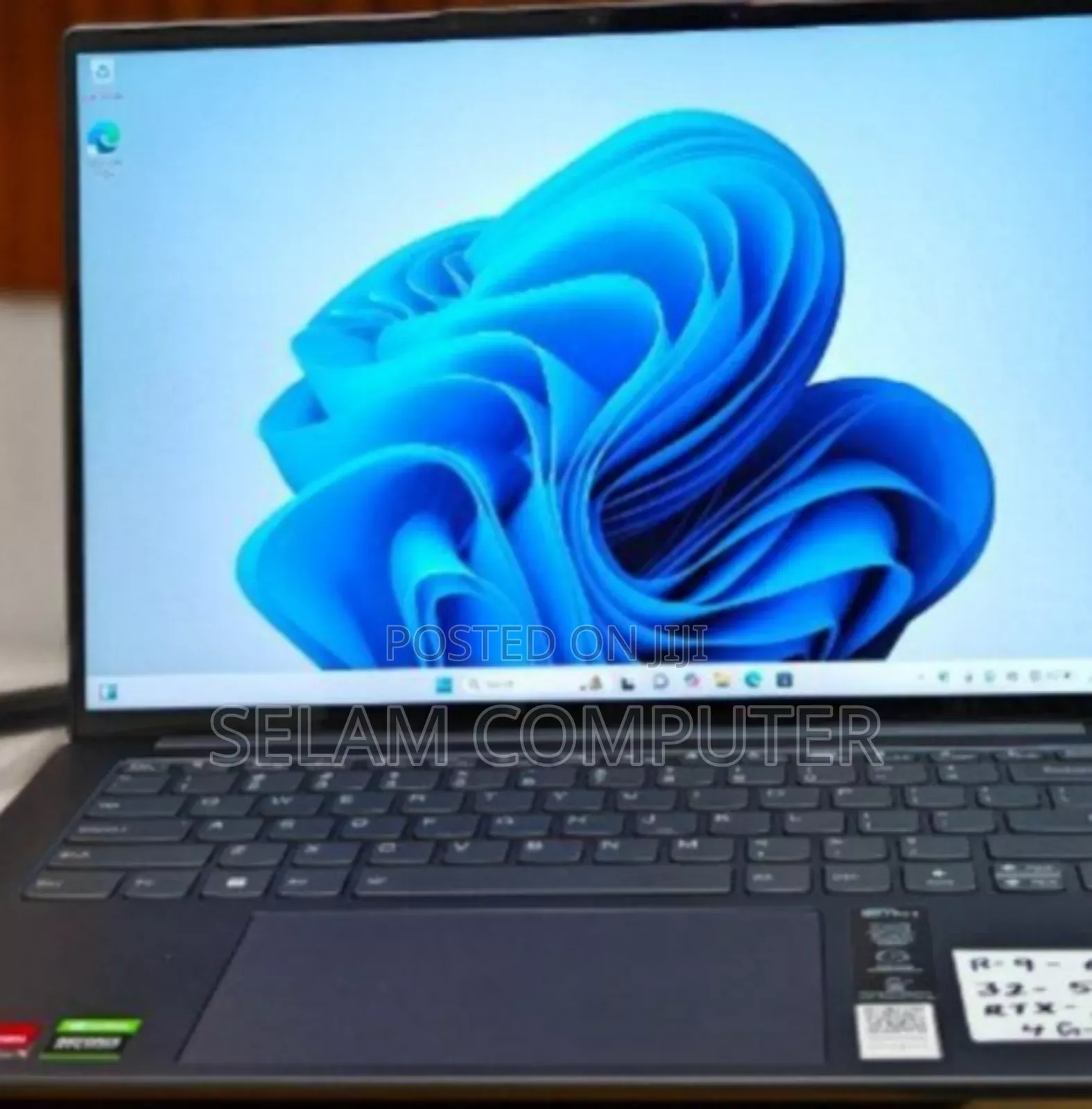 New Laptop Lenovo Ideapad 3 32GB AMD Ryzen 9 SSD 512GB