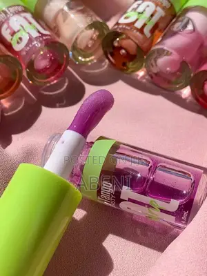 Photo - Lip Gloss Lip Care