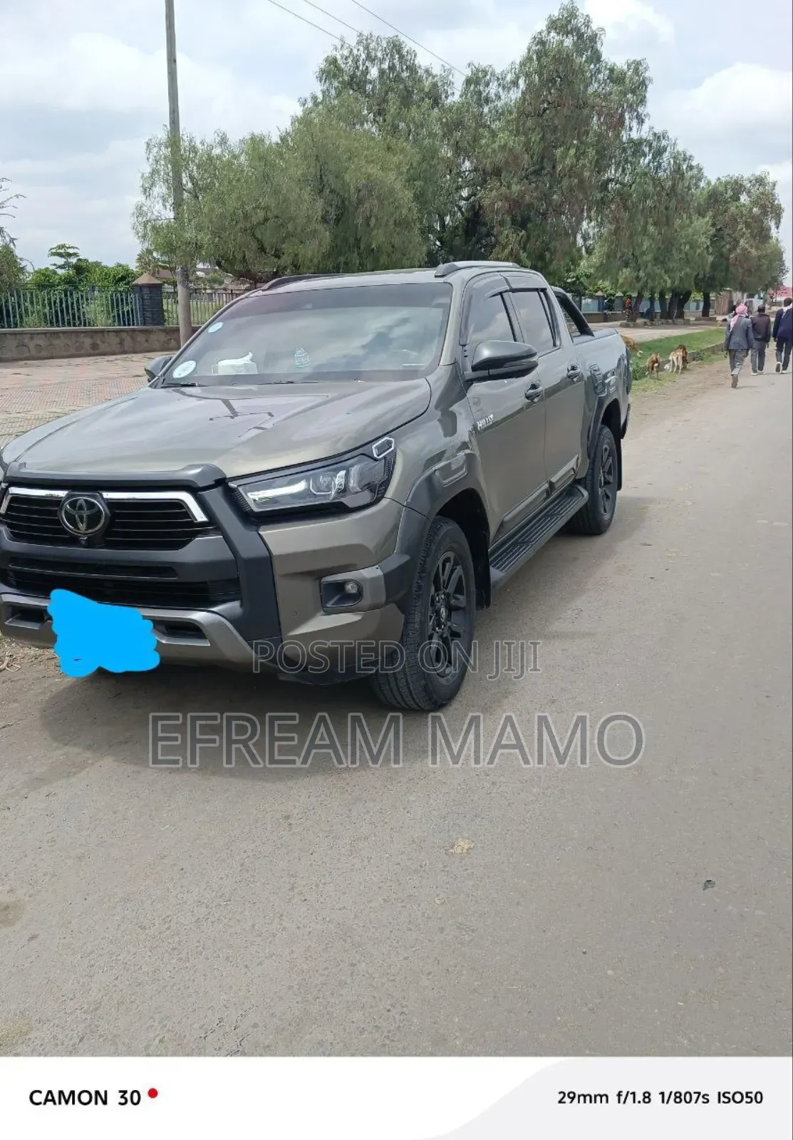 Toyota Hilux 2022 Gray