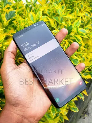 Photo - Samsung Galaxy S8 64 GB Black