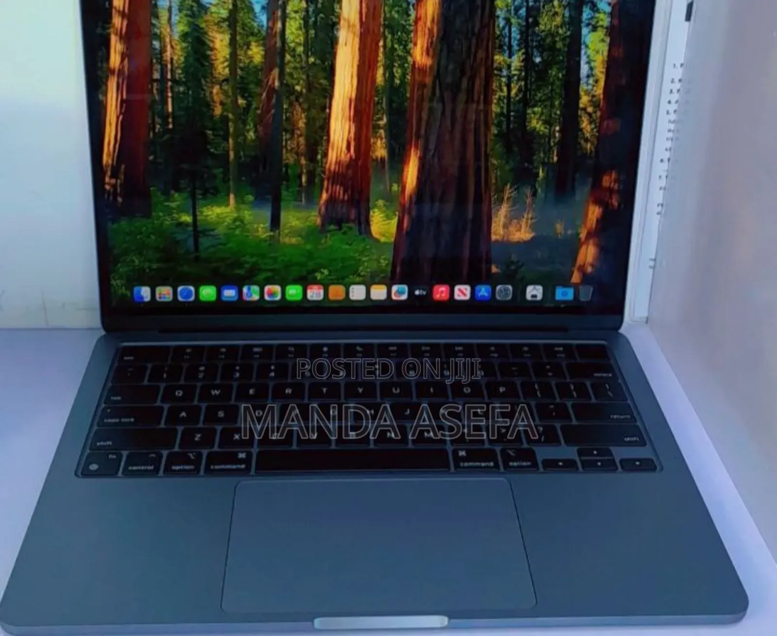 New Laptop Apple MacBook Air 2022 M2 16GB Apple M2 SSD 256GB