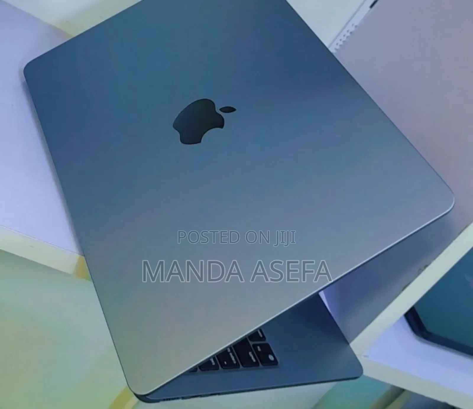 New Laptop Apple MacBook Air 2022 M2 16GB Apple M2 SSD 256GB